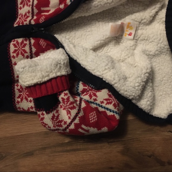 Kids Reindeer Sweater - Picture 4 of 5